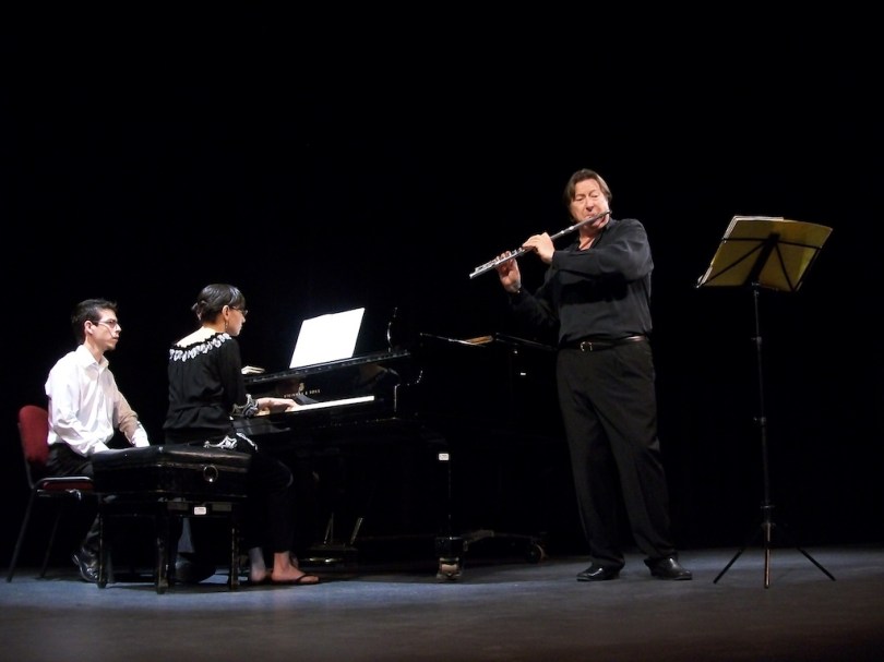Robert Stallman y Karla Flores en concierto de clausura
